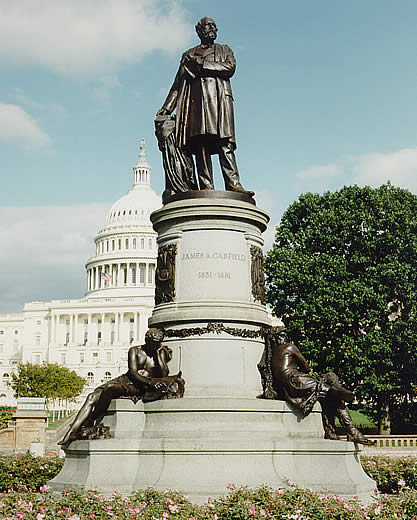 Standbeeld van James Garfield